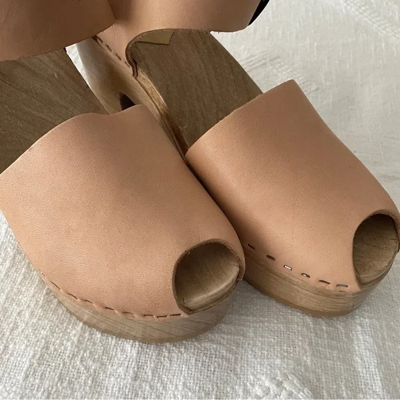 No. 6 Tan Leather Mules with Wooden Platform, Size 39 - Picture 8 of 15
